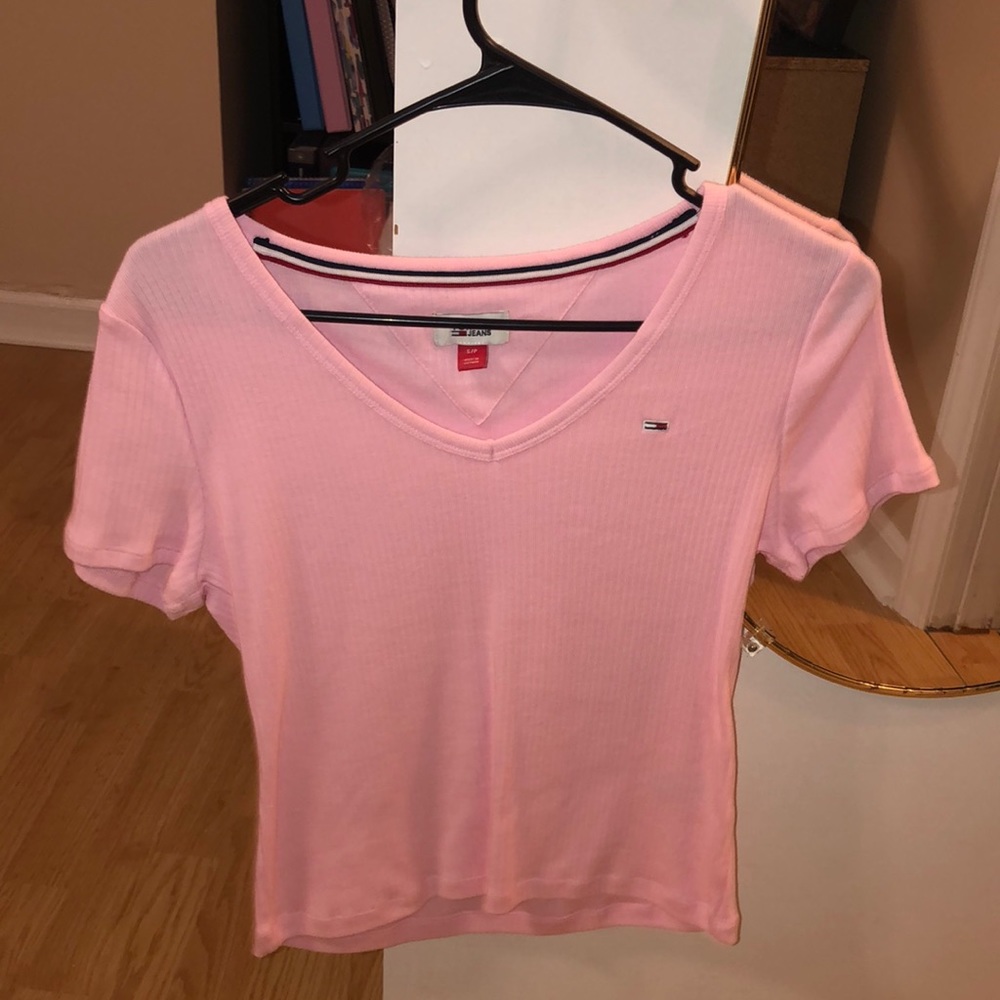 Tommy jeans pink T-shirt